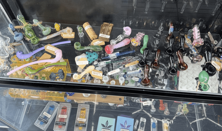 GLASS PIPES